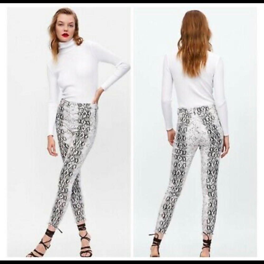 Zara Snake Print Jeans Size 4